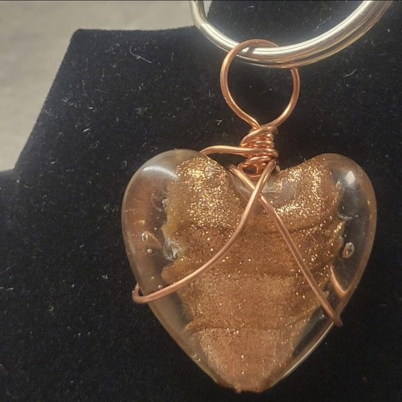 Silver, Copper, and Gold Glitter Heart Key Chain - Picture 4 of 7
